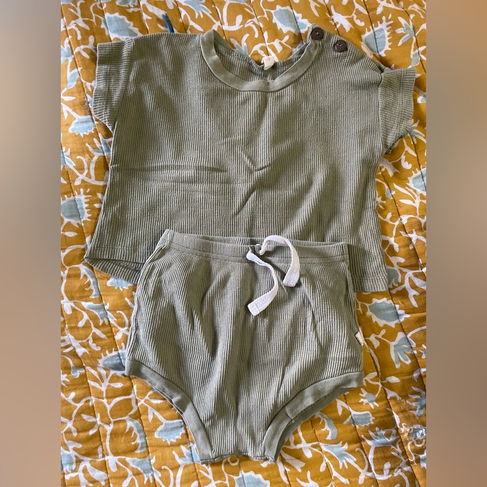Nui Olive Ribbed Kids Set